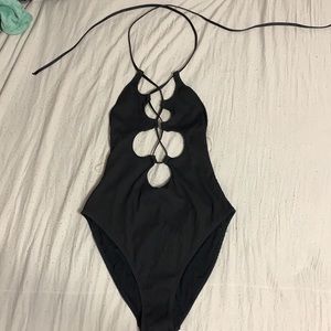 Sexy CrossOver Swim Suit 🖤